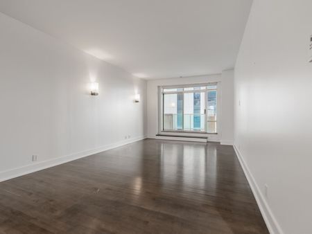 For Lease - 61 Yorkville Avenue Unit# 14D, Toronto, Ontario - Photo 2
