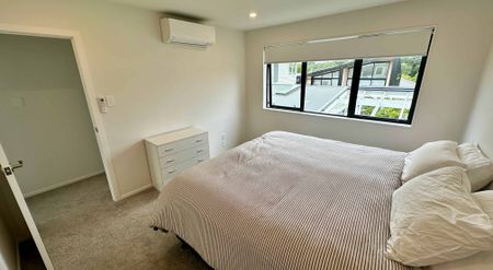 Three Bedroom Point Chevalier - Photo 2