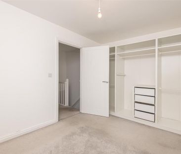 2 bedroom semi-detached house to rent - Photo 3