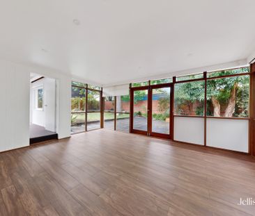 83 Wellington Street, Kew VIC 3101 - House For Rent | Domain - Photo 2