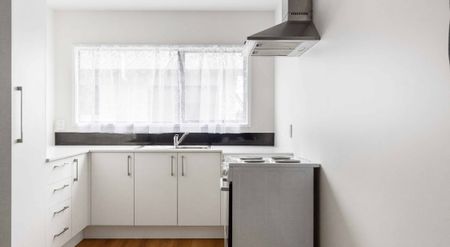 Recently renovated! - Photo 5