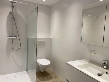 Goed gelegen appartement met 2 slaapkamers - Photo 5