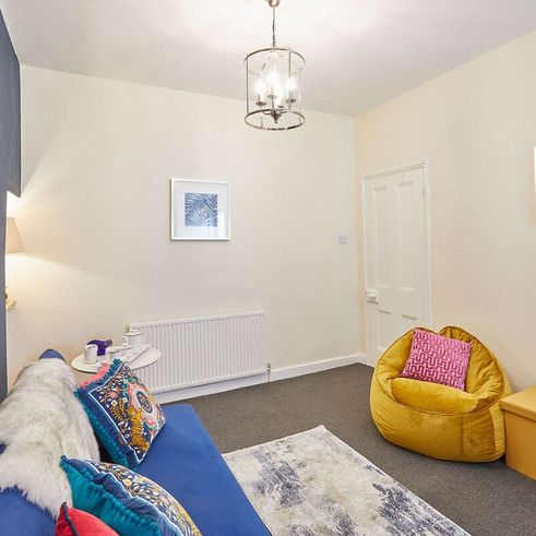 Alma Square - Photo 1