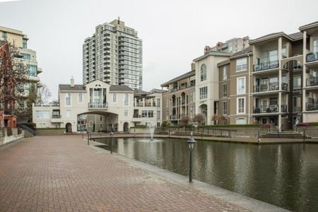 $2,200 / 1br – 1085ft2 – Discover this 1BR 1.5 BATH condo in the Quay (QN07) - Photo 5