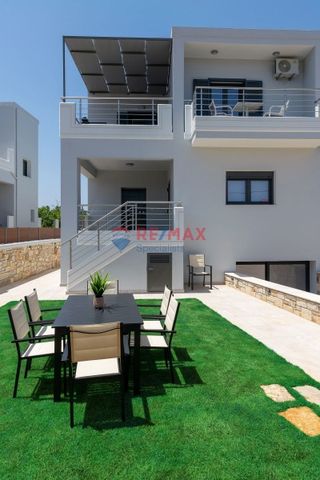 Βίλα για ενοικίαση Καλαθάς (Ακρωτήρι) - Photo 2