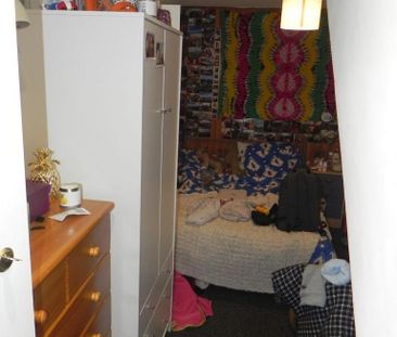 5 bedroom semi-detached house to rent - Photo 2