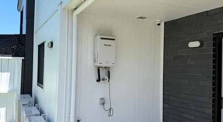 2 BDR Townhouse For Rent ( Mangere East) - Photo 3