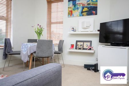 3 Bedroom Flat To Rent - Photo 2