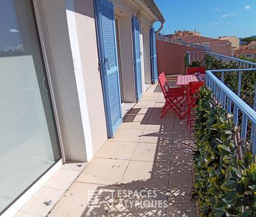 Appartement meublé avec terrasse et garage – dernier étage en centr... - Photo 2