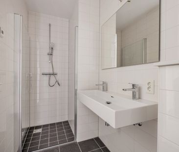 Albaniëstraat 37, 1362JS Almere - Foto 2