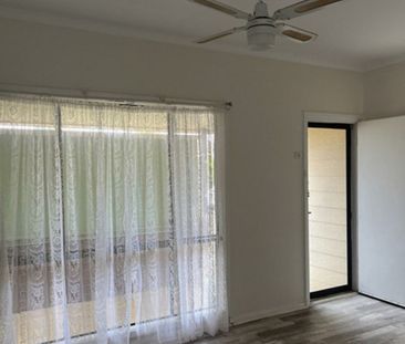 GREAT FAMILY HOME WITH VIEWS! - Photo 1