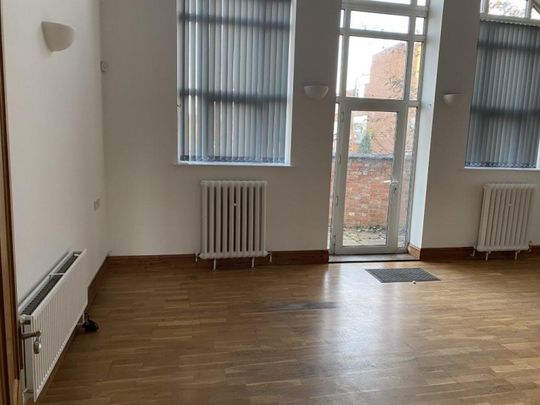 1 BED Apartment To rent - Photo 1