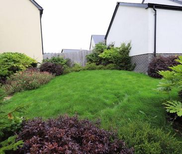 4 bedroom detached house to rent - Photo 2