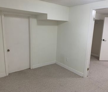 For Lease - 964 Ferndale Crescent Unit# Basement, Newmarket, Ontario - Photo 3