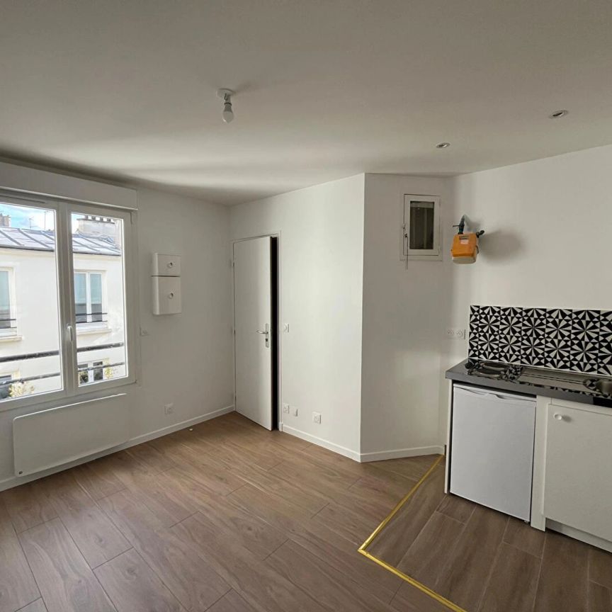 PARIS 18 - RUE AFFRE - Photo 1