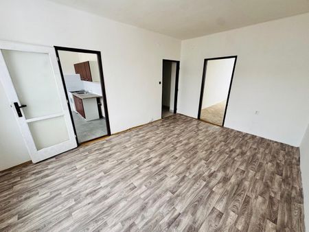 Pronájem bytu 2+1 58 m² - Fotografie 5