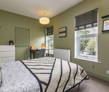 4 bedroom terraced house to rent - Photo 5