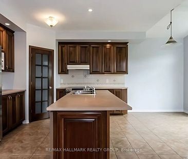 For Lease - 135 Stedman Street, Blossom Park - Airport and Area, On... - Photo 1