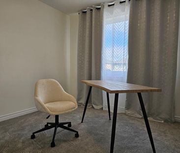 For Lease - 14 Tran Street, Wasaga Beach, Ontario - Photo 6