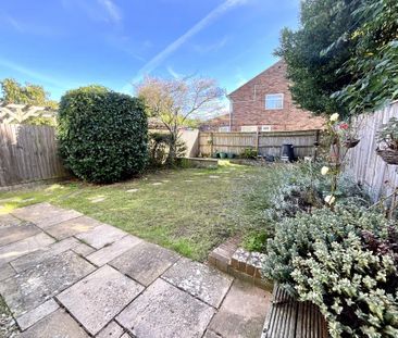 3 bedroom semi-detached house to rent - Photo 3