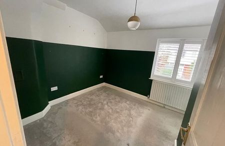 Derinton RdLondon SW17 8JB - Photo 2