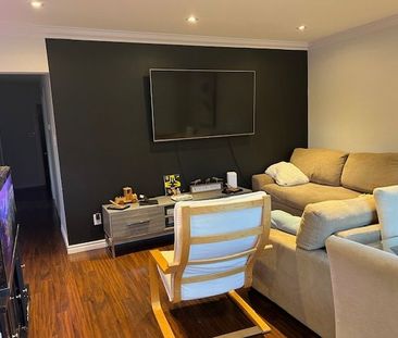 For Lease - 236 Silverbirch Drive, Newmarket, Ontario - Photo 2