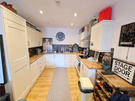 2 bedroom apartment to rent - Photo 1