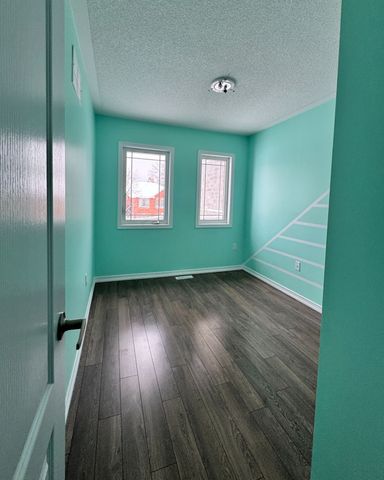 For Lease - 21 Robinson Street, Barrie, Ontario - Photo 4