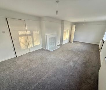 3 bedroom end of terrace house to rent - Photo 1