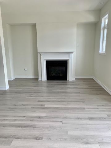 For Lease - 594 Murrell Boulevard, East Gwillimbury, Ontario - Photo 5