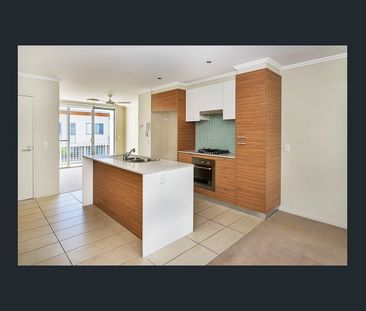 This spacious two bedroom air-conditioned apartment at Sphere is av... - Photo 3