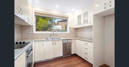 Stylish 2-Bedroom Villa Just Minutes from Penrith CBD! - Photo 4