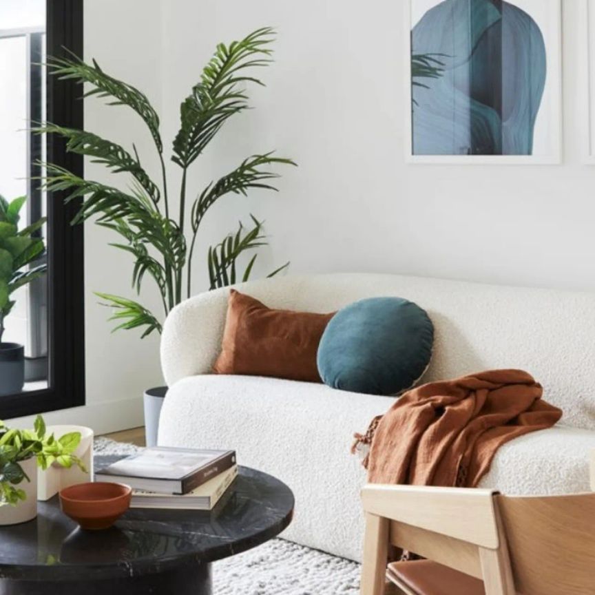Sophisticated Living at R.Iconic – Premium South Melbourne Lifestyle - Photo 1