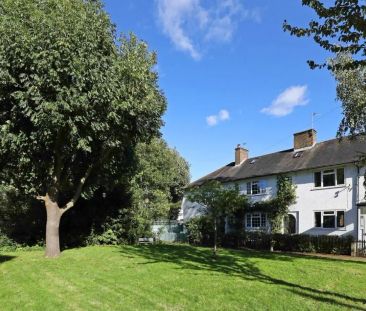 2 bedroom house in Putney - Photo 4