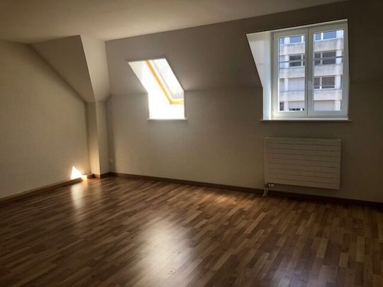 For rent, spacious 4.5 room apartment, Léopold-Robert 56b, La Chaux-de-Fonds - Foto 1