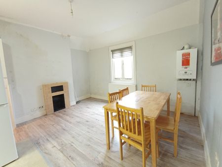 3 Bed Flat, Stuart Crescent, N22 - Photo 2