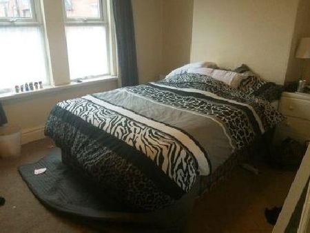 3 bedroom house share to rent - Photo 2