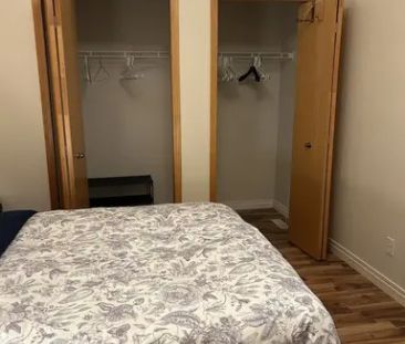 furnished main level bright bedroom | Calgary - Photo 1