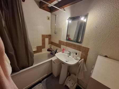 Location Appartement 2 pièces 60m² MONT DE MARSAN 40000 - Photo 5