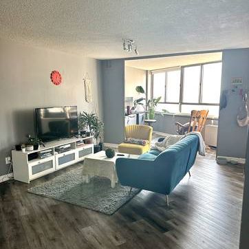 Condo - 2 Min Walk From Rogers Centre - Photo 4