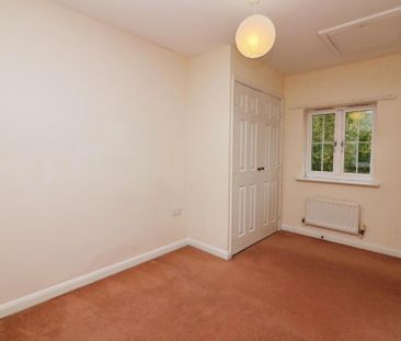 2 bedroom semi-detached house to rent - Photo 4