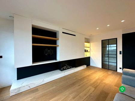 Penthouse met drie slaapkamers en garage in het centrum Koekelare - Foto 3