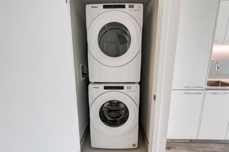 For Lease - 665 Queen Street Unit# 317, Toronto, Ontario - Photo 3