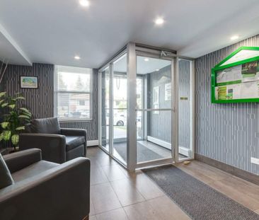 Premier Suite - 1 Bedroom - Photo 2