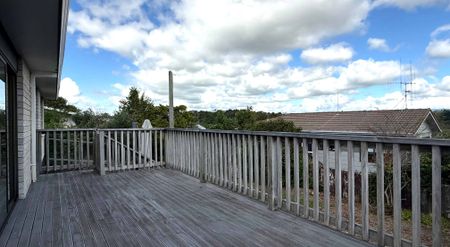 Beautifully Renovated 3 Bedroom Home with Water Views - AVAILABLE NOW - Photo 2