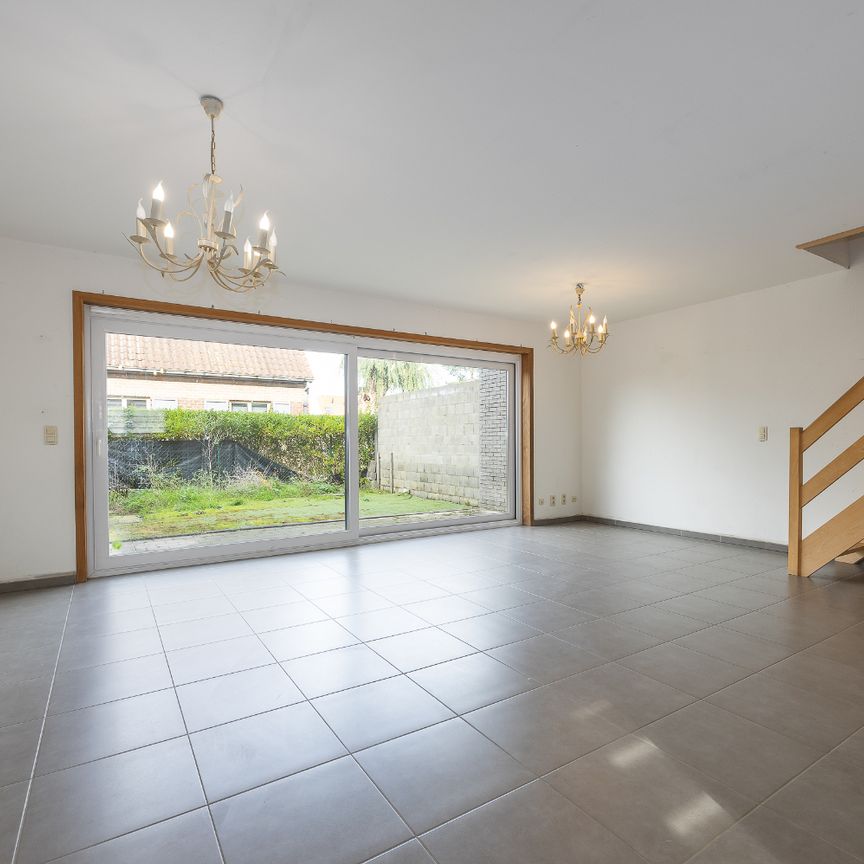 Woning met 3 slaapkamers en zonnige tuin te huur in Leffinge - Photo 1