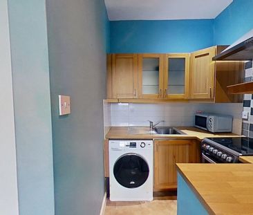 2 bedroom apartment to rent - Photo 3