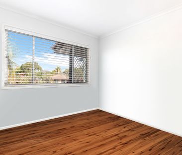 14 Waterton Street, Clontarf. - Photo 5