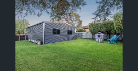 Beautifully Presented Family Home in a Prime Belmont Location - Photo 5