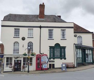 Market Place, Wantage, OX12 - Photo 1